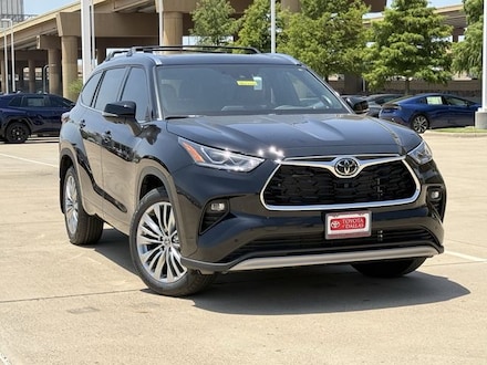 2026 Toyota Highlander Platinum SUV