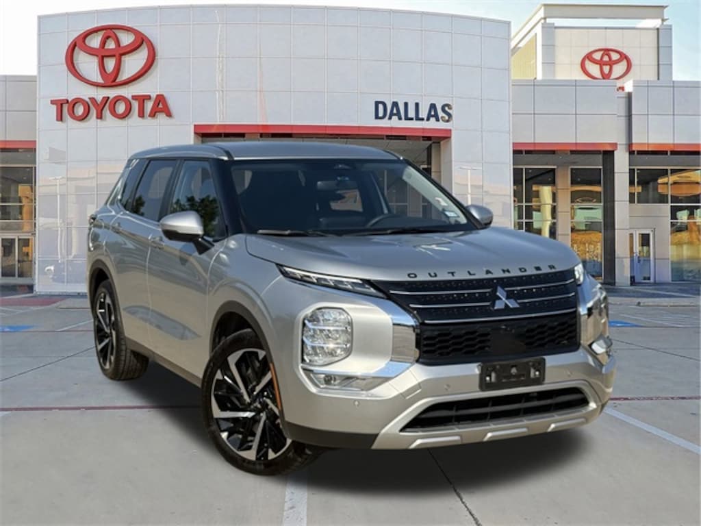 Used 2024 Mitsubishi Outlander SE SUV