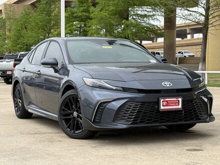 2026 Toyota Camry SE Sedan