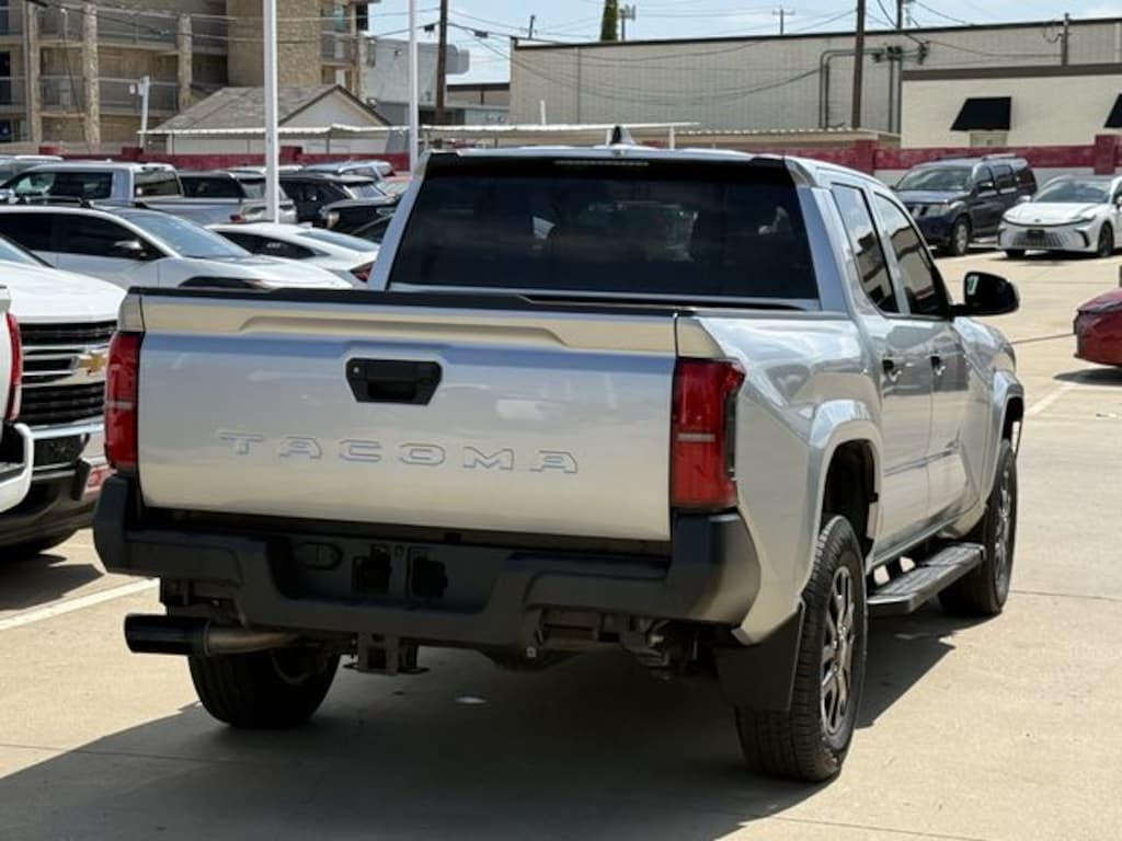 Used 2024 Toyota Tacoma SR Truck Double Cab