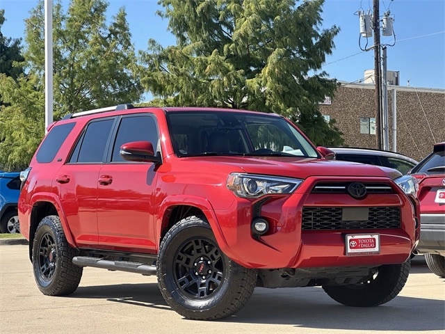 Used 2021 Toyota 4Runner SR5 Premium with VIN JTEFU5JR4M5244571 for sale in Dallas, TX