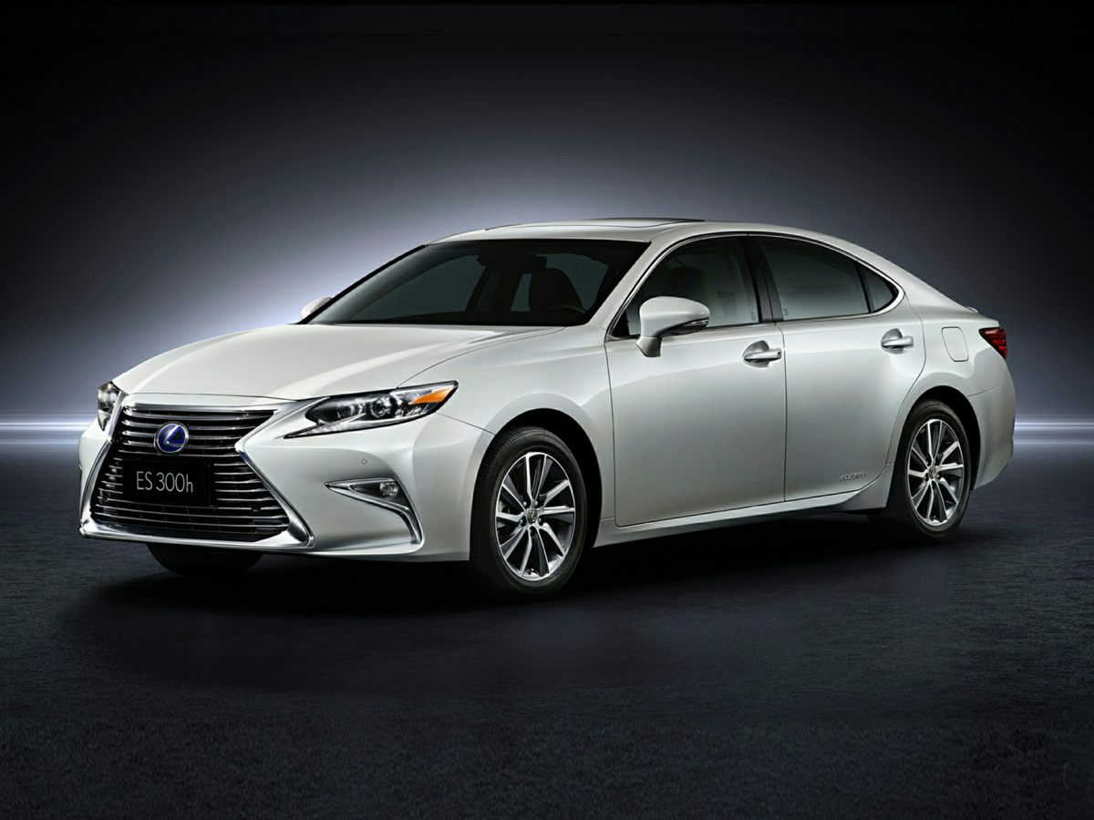 2016 Lexus ES Base's photo