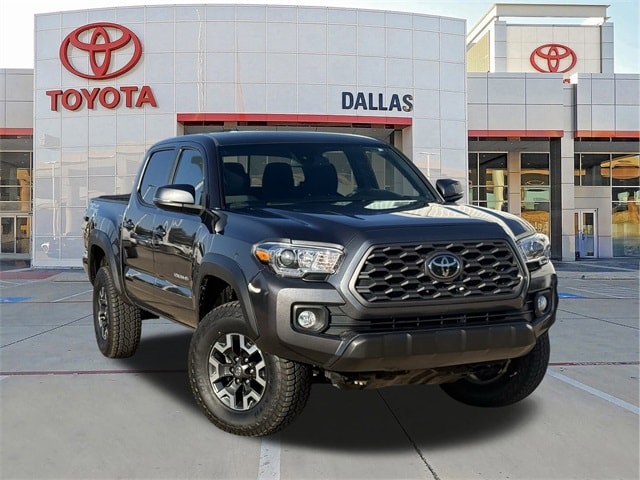 2022 Toyota Tacoma TRD Off Road's photo