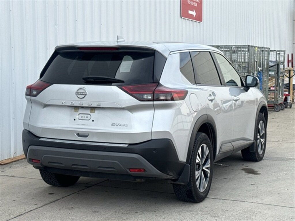 Used 2022 Nissan Rogue SV SUV