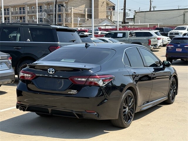2022 Toyota Camry Hybrid XSE photo 4