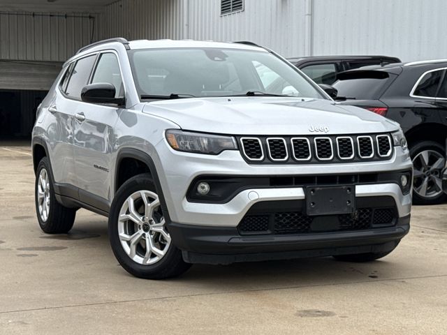2025 Jeep Compass Latitude 4X4's photo