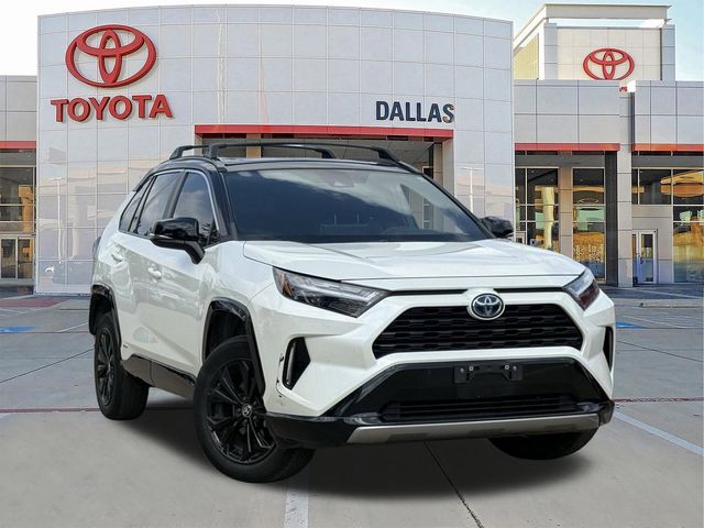 2022 Toyota RAV4 Hybrid XSE AWD's photo