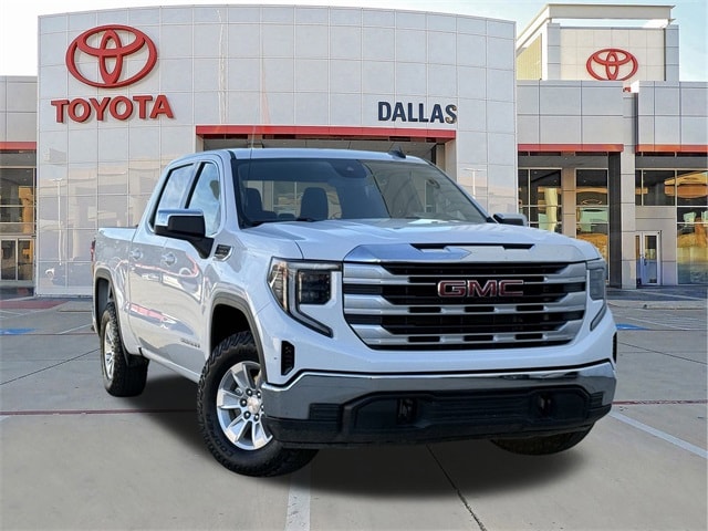 2023 GMC Sierra 1500 SLE's photo