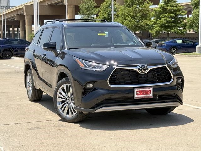 Midnight Black 2026 Toyota Highlander SUV / Crossover All-Wheel Drive 8-Speed Automatic Overdrive