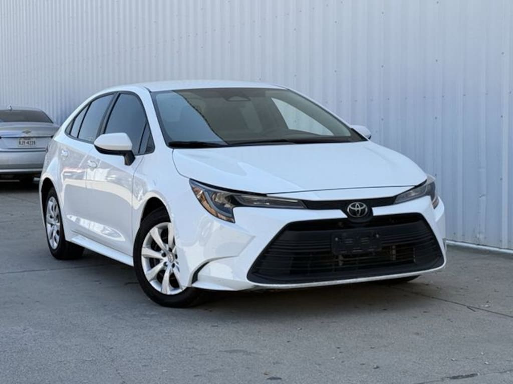 Used 2024 Toyota Corolla LE Sedan
