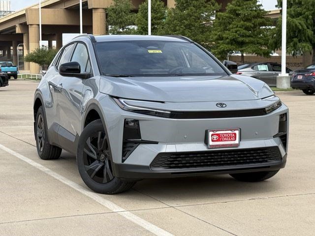 New 2026 Toyota C-HR SE