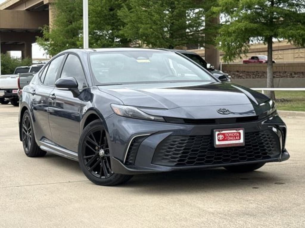 New 2026 Toyota Camry SE Sedan