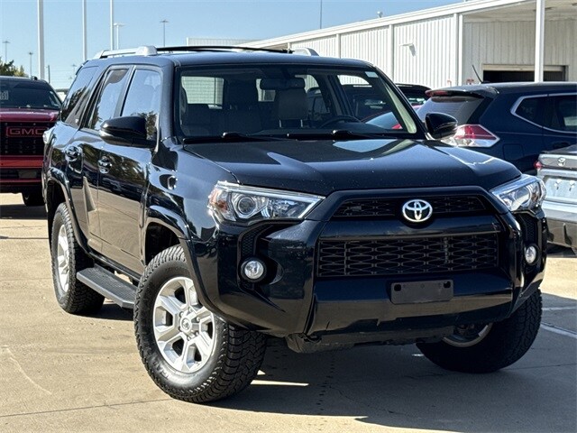 2018 Toyota 4Runner SR5 Premium photo 2