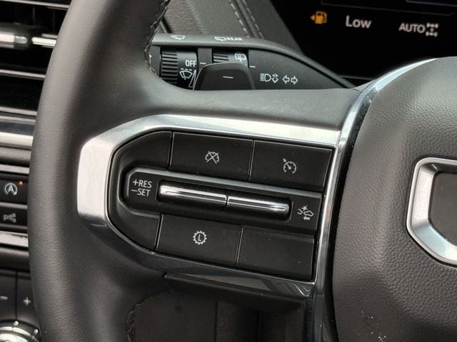 2025 GMC Yukon XL Denali - Photo 15