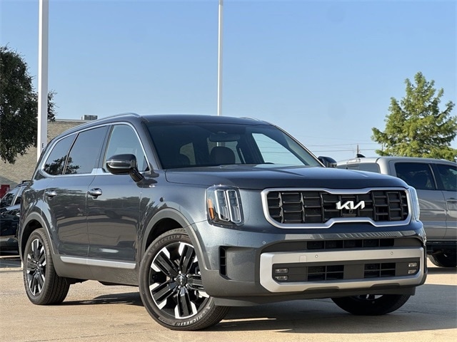 Used 2023 Kia Telluride SX with VIN 5XYP5DGC2PG390966 for sale in Dallas, TX