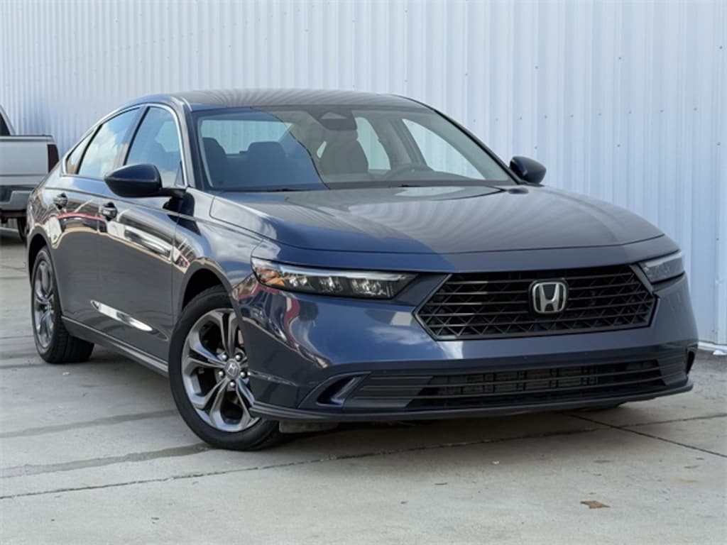 Used 2023 Honda Accord EX Sedan