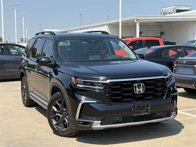 2024 Honda Pilot Elite photo 2