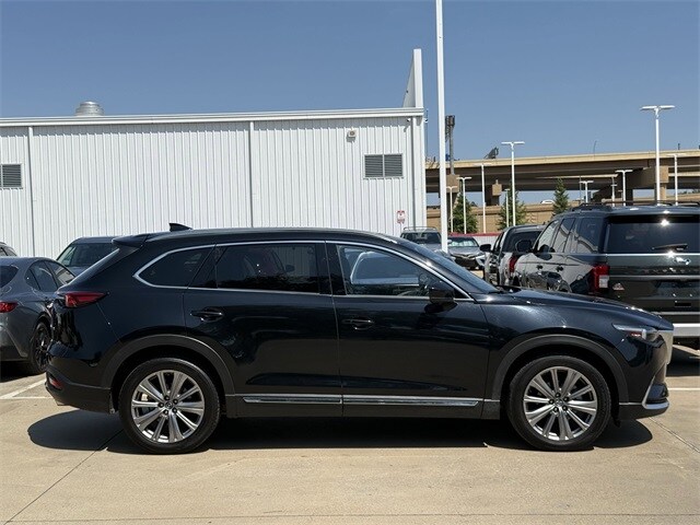 2022 Mazda CX-9 Signature photo 3