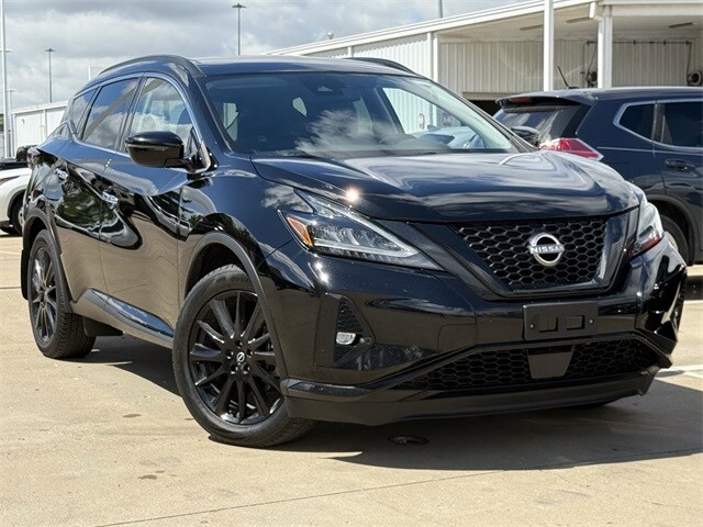 2023 Nissan Murano SV photo 2