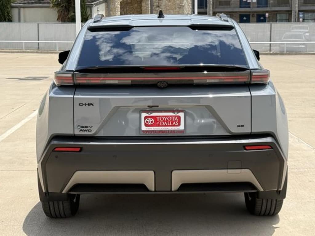 New 2026 Toyota C-HR SE SUV