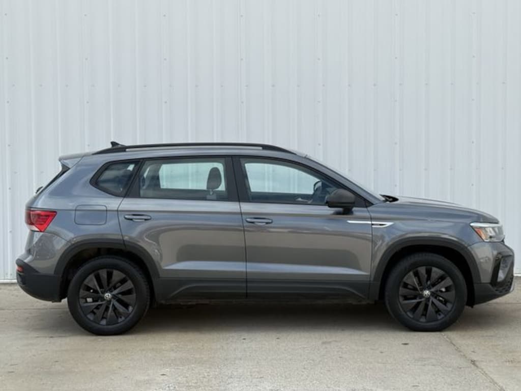 Used 2022 Volkswagen Taos 1.5T S SUV