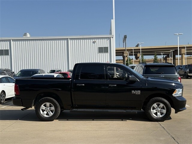 2021 Ram 1500 Classic Express photo 3