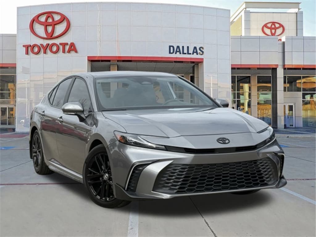 Used 2025 Toyota Camry SE Sedan