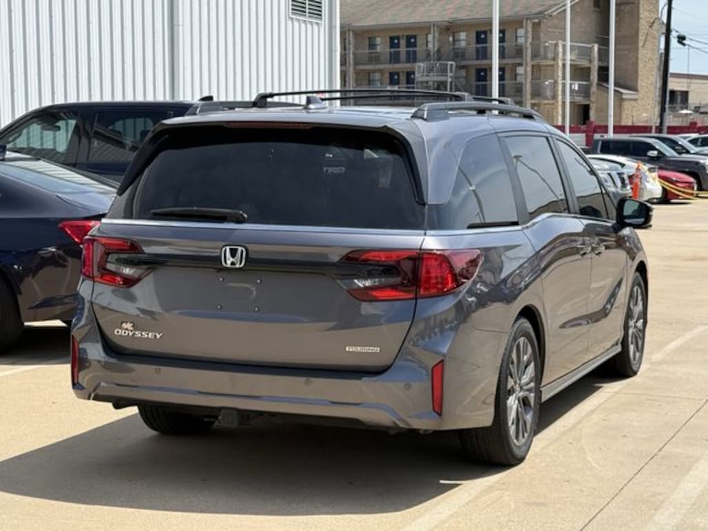 Used 2025 Honda Odyssey Touring Van