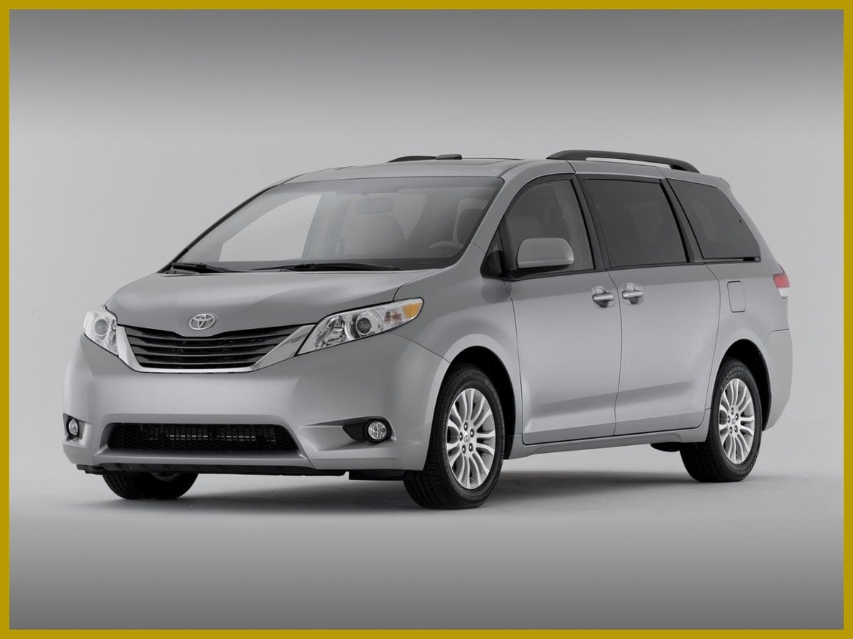 2013 Toyota Sienna's photo