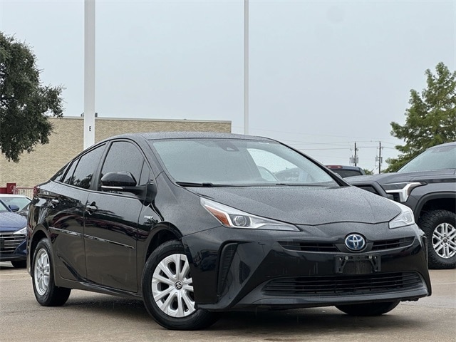 Used 2020 Toyota Prius L Eco with VIN JTDKARFU6L3114608 for sale in Dallas, TX