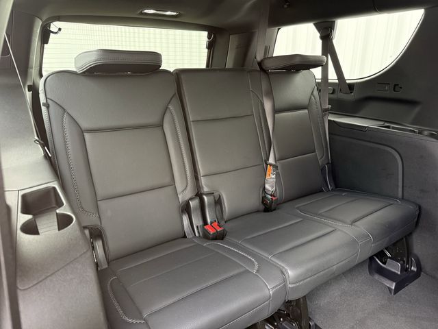 2025 GMC Yukon XL Denali - Photo 31