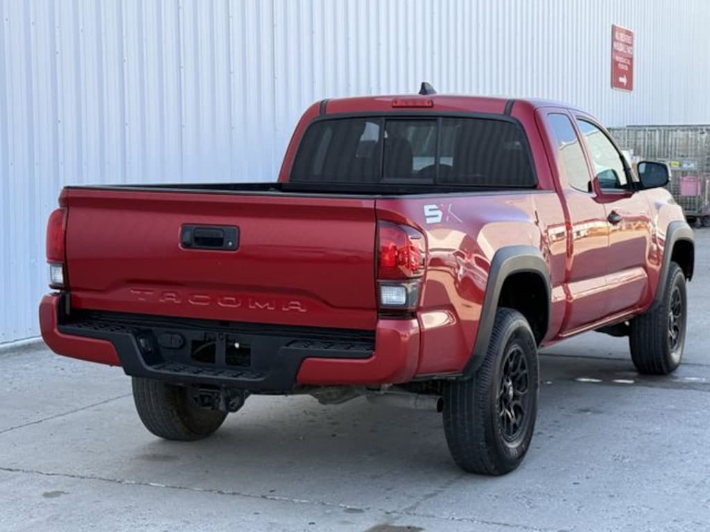 Used 2022 Toyota Tacoma SR Truck Access Cab