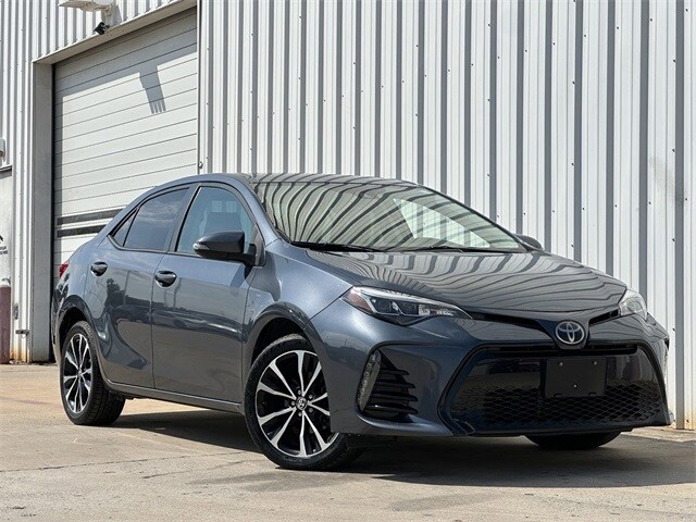 Used 2017 Toyota Corolla SE with VIN 5YFBURHE3HP591735 for sale in Dallas, TX