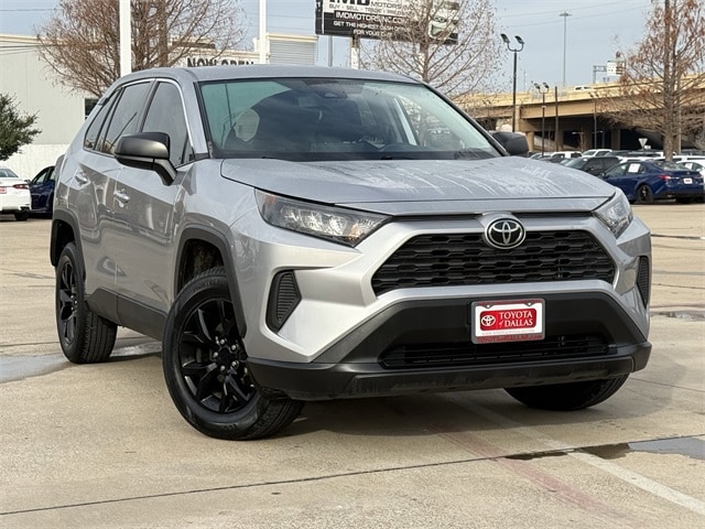 Used 2022 Toyota RAV4 LE with VIN 2T3H1RFV8NC187726 for sale in Northfield, Minnesota