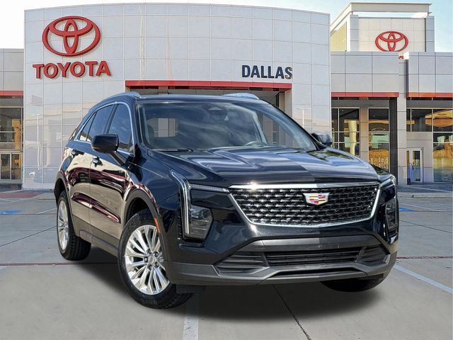2024 Cadillac XT4 Luxury's photo