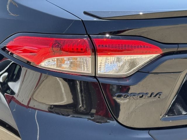 2025 Toyota Corolla SE - Photo 6