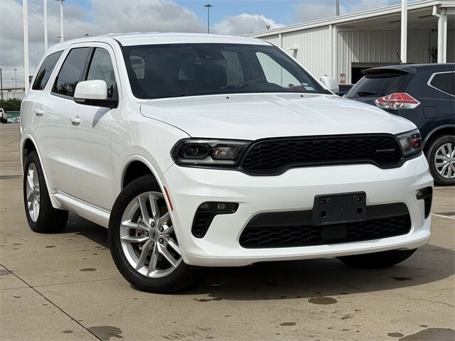 2022 Dodge Durango GT Plus photo 2
