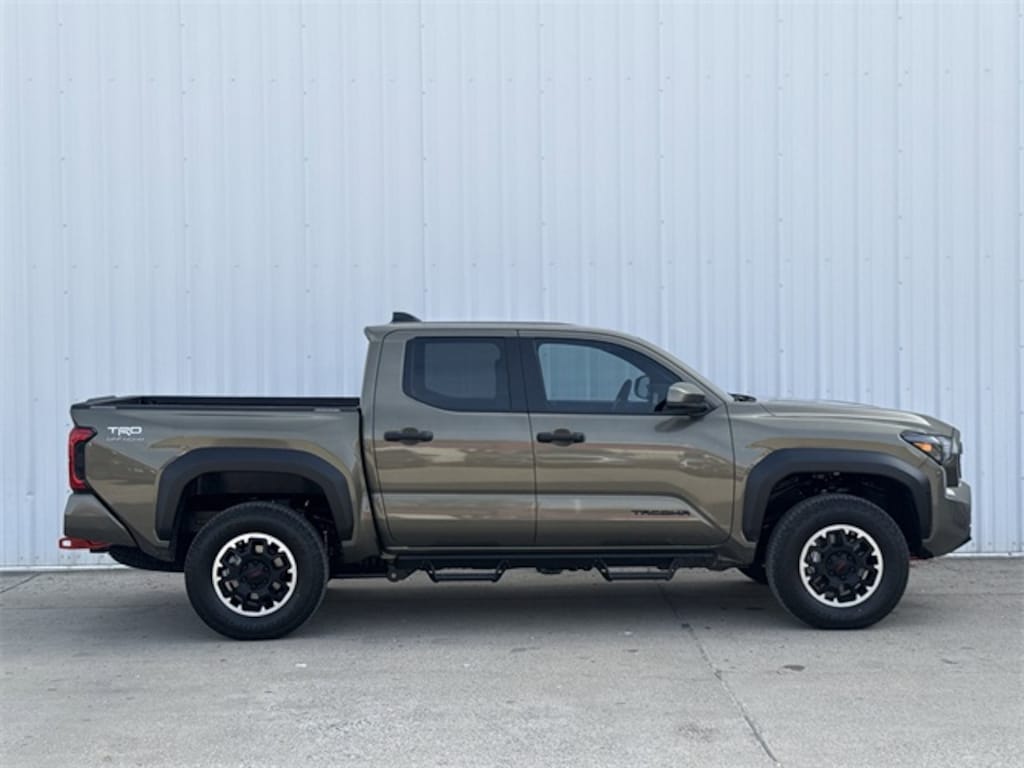 Used 2026 Toyota Tacoma TRD Off-Road Truck Double Cab