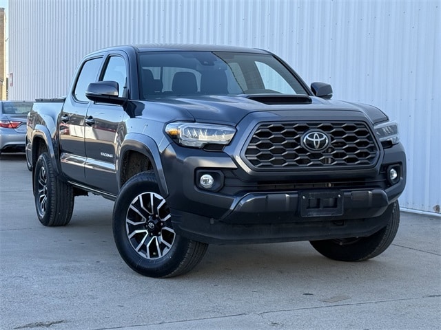 2023 Toyota Tacoma TRD Sport's photo