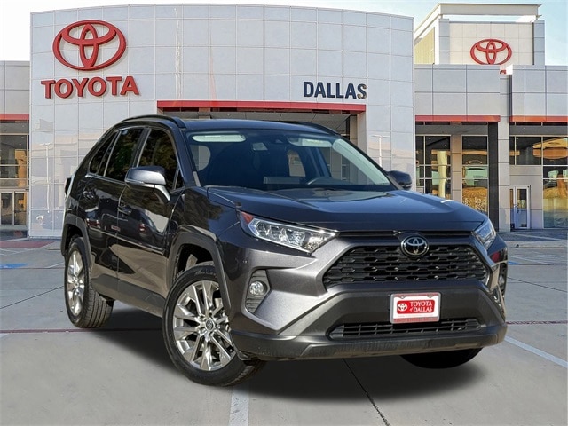 2021 Toyota RAV4 XLE Premium's photo