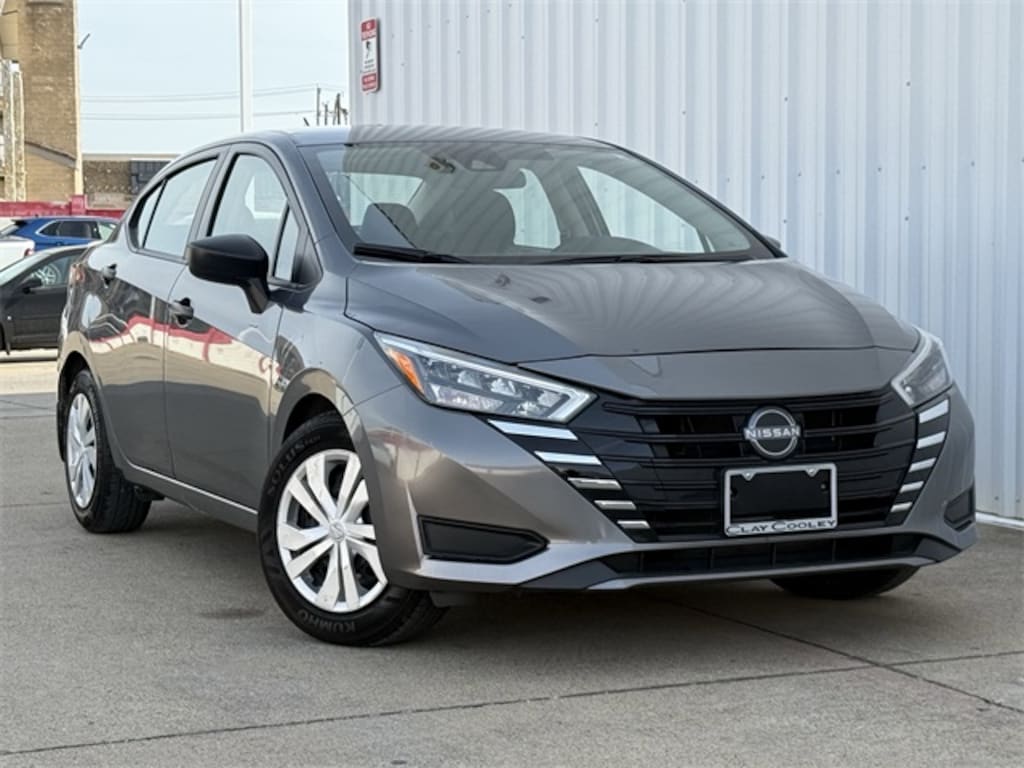 Used 2025 Nissan Versa 1.6 S Sedan