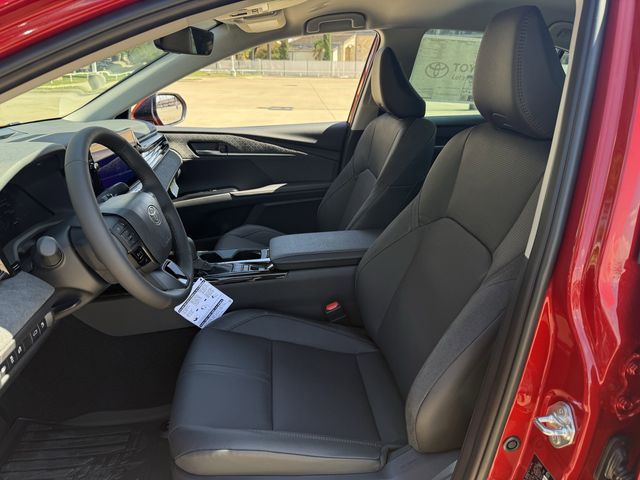 2026 Toyota Camry XLE - Photo 25