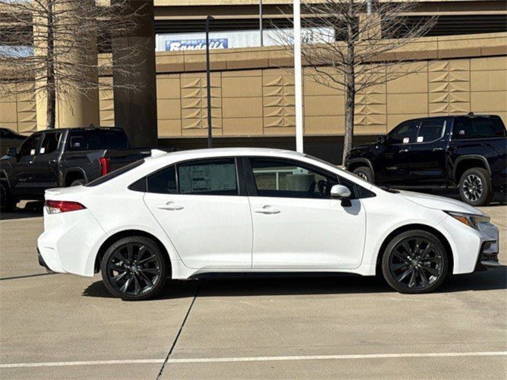 New 2026 Toyota Corolla SE Sedan
