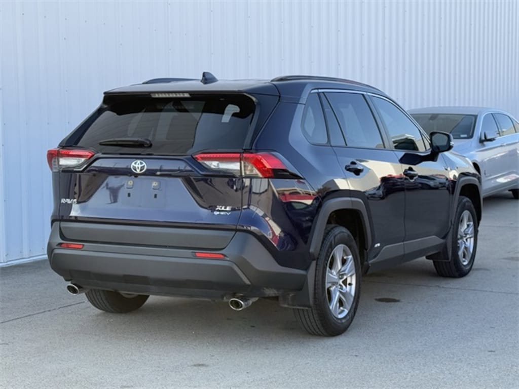 Used 2025 Toyota RAV4 Hybrid XLE SUV