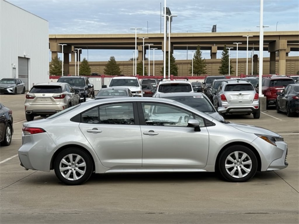 Used 2024 Toyota Corolla LE Sedan