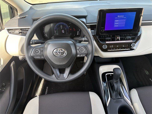 2026 Toyota Corolla LE - Photo 14