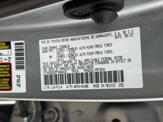 2023 Toyota Tacoma SR5 - Photo 31