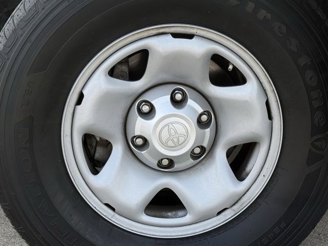 2023 Toyota Tacoma SR5 - Photo 9