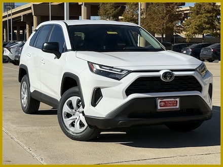 2025 Toyota RAV4 LE SUV