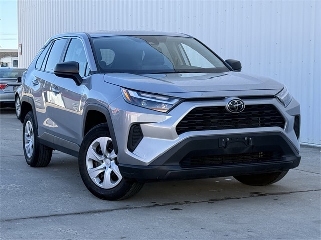 Used 2025 Toyota RAV4 LE with VIN 2T3F1RFV5SW528498 for sale in Northfield, Minnesota